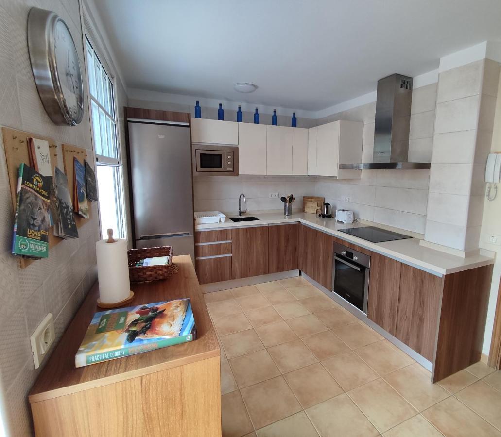 Cheerful 3 Bedroom Town House With Garage Tegueste 외부 사진